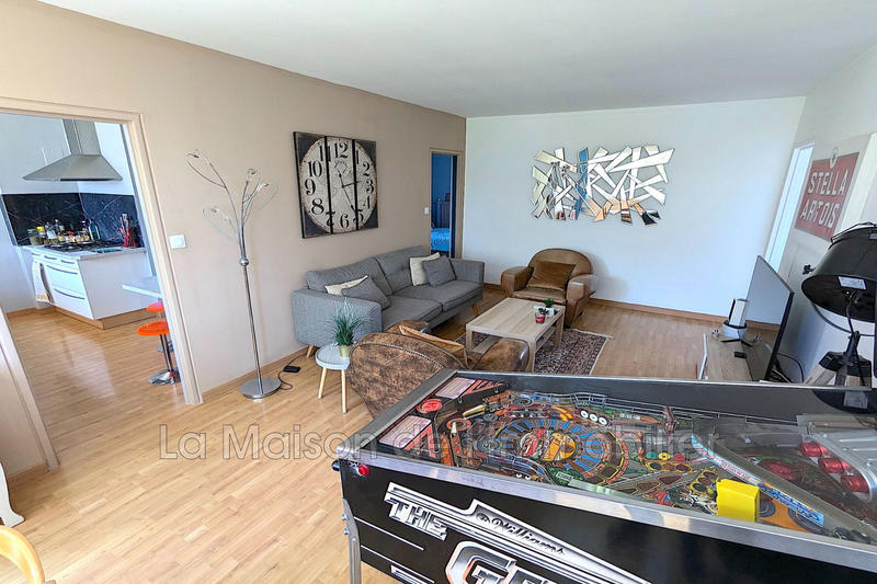 Appartement - 65 m² - 3 pièces