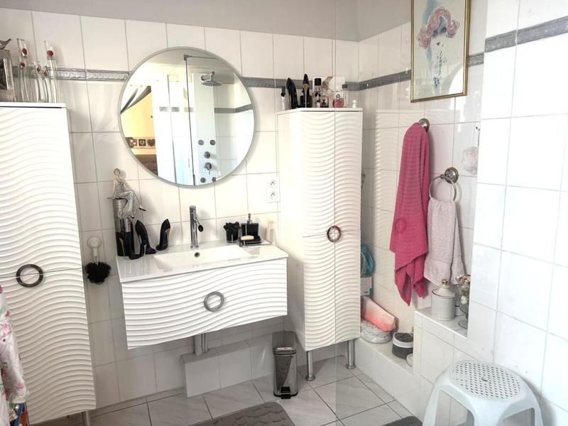 Appartement - 95 m² - 3 pièces