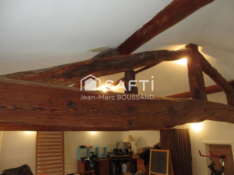 Maison de village - 270 m² - 9 pièces