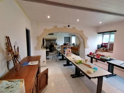 Maison - 430 m² - 14 pièces
