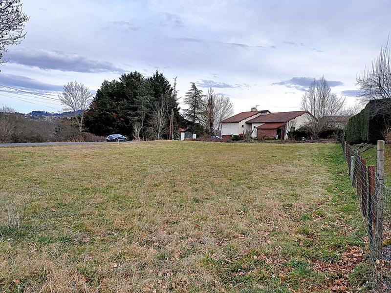 Terrain constructible - 1 354 m²