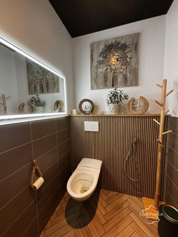 Fonds de commerce - Local commercial - 104 m²