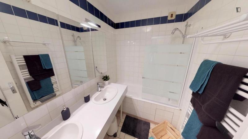 Chambre - 9 m² - 4 pièces