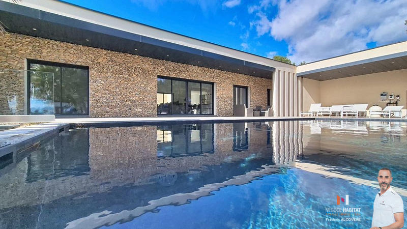 Villa - 190 m² - 5 pièces