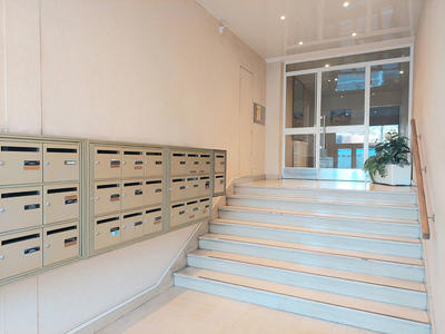 Appartement - 101 m² - 5 pièces