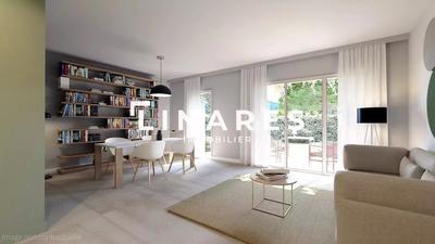 Maison - 93 m² - 4 pièces