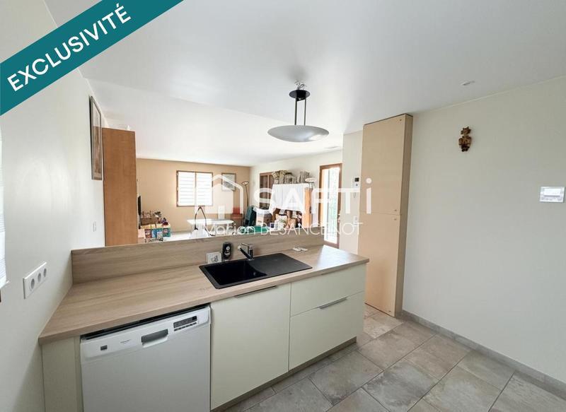 Villa - 212 m² - 7 pièces