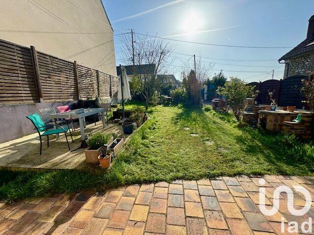 Maison - 85 m² - 5 pièces