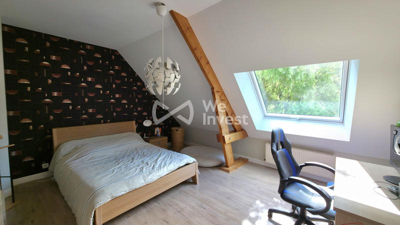 Maison - 180 m² - 7 pièces