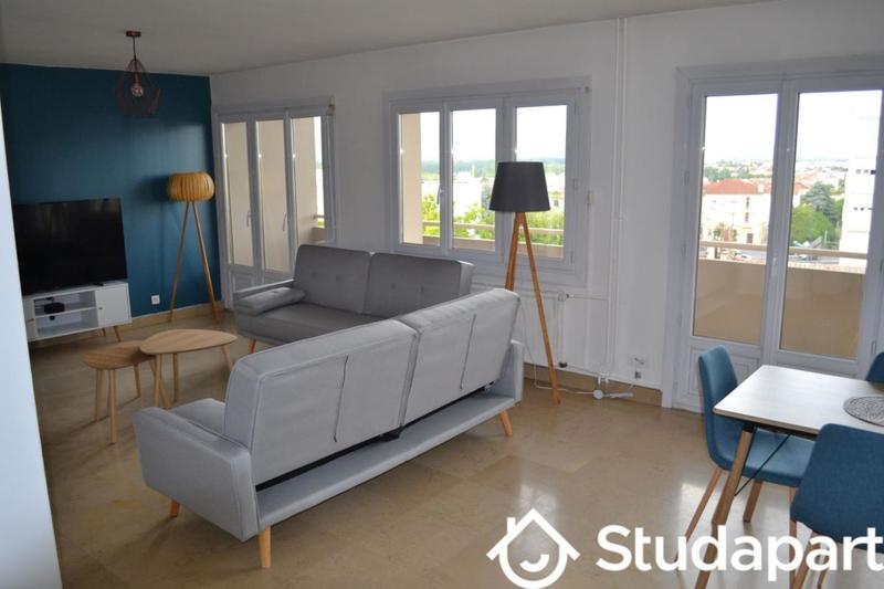 Chambre - 10 m² - 1 pièce