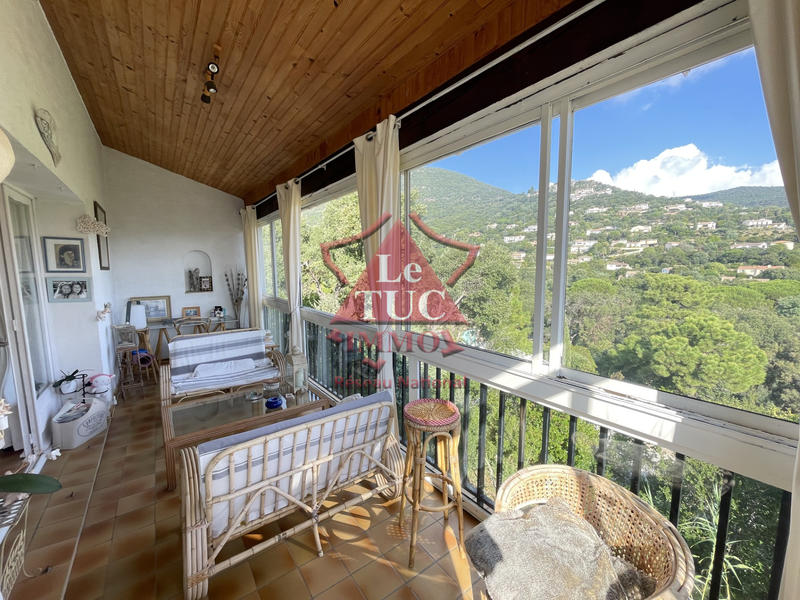 Villa - 180 m² - 8 pièces