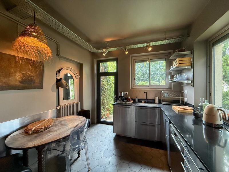 Maison - 188 m² - 5 pièces