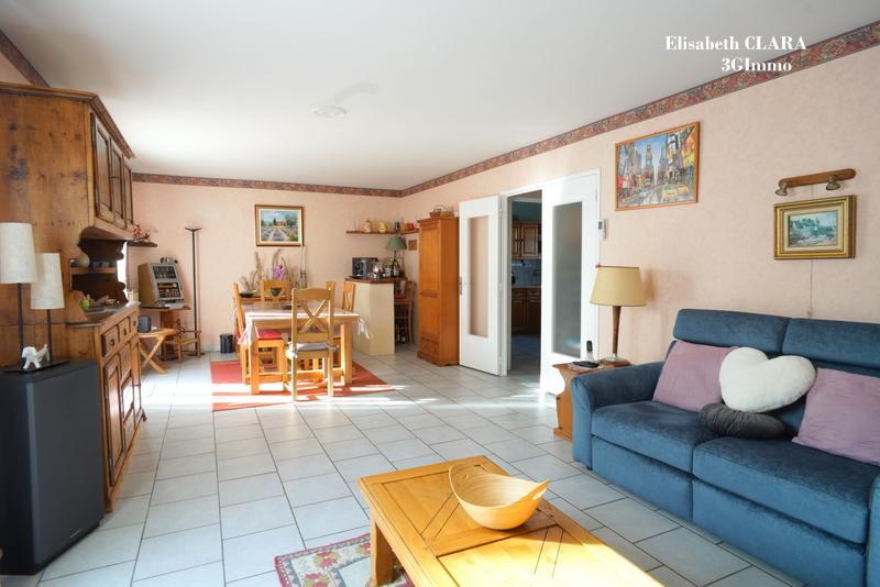 Maison - 102 m² - 5 pièces