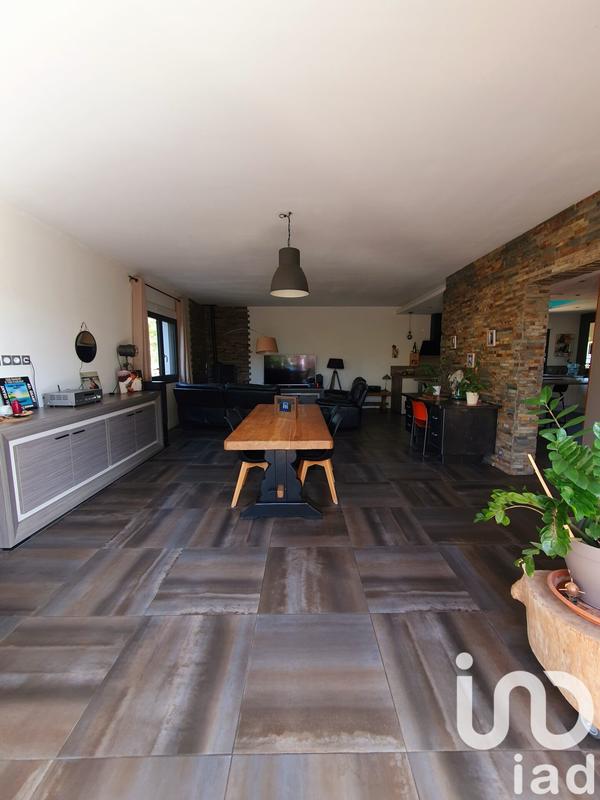 Maison - 194 m² - 7 pièces