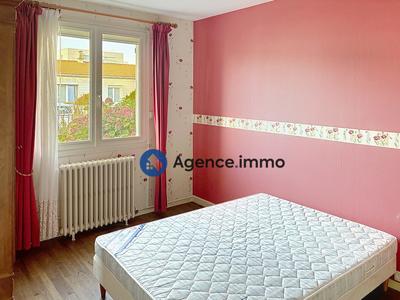 Maison - 93 m² - 4 pièces