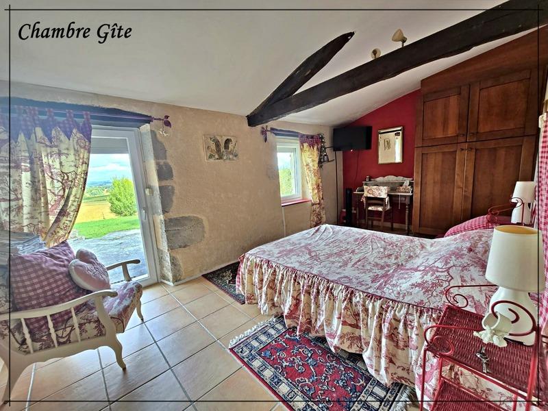 Propriété - 350 m² - 9 pièces