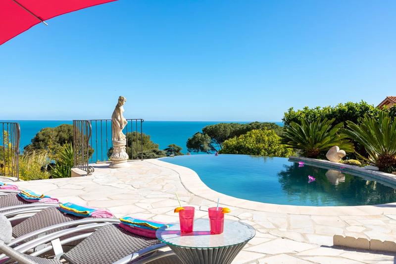 Villa - 230 m² - 5 pièces