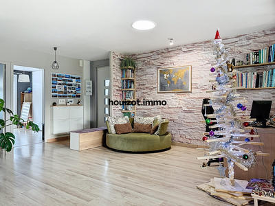 Maison - 120 m² - 5 pièces