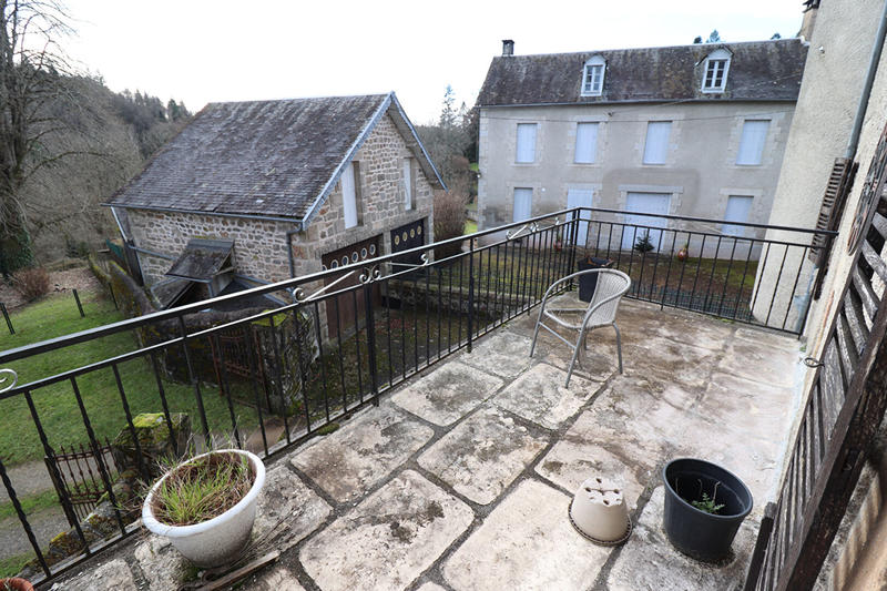 Maison - 193 m² - 10 pièces