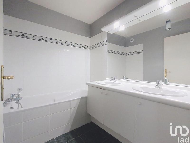 Appartement - 100 m² - 3 pièces