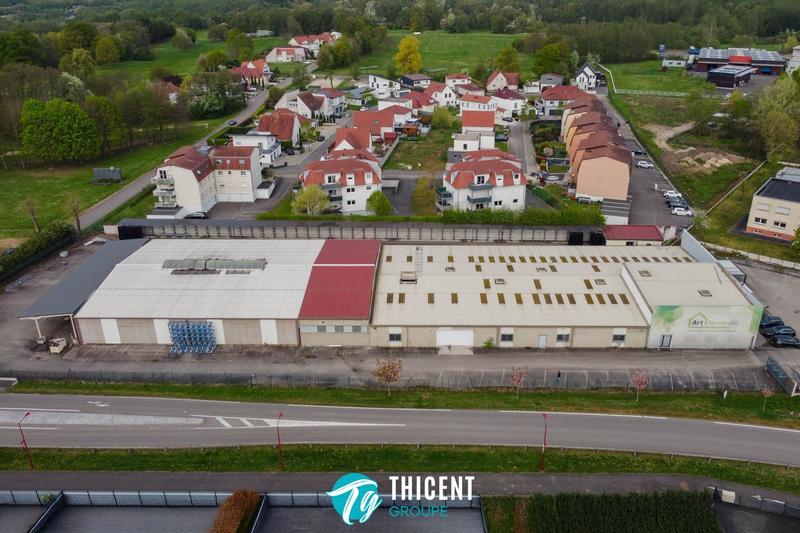 Local d'activités - 3 140 m²