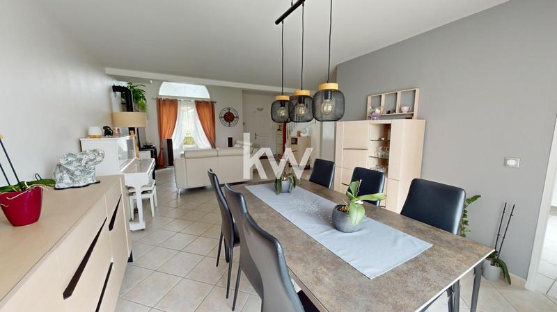 Maison - 142 m² - 6 pièces