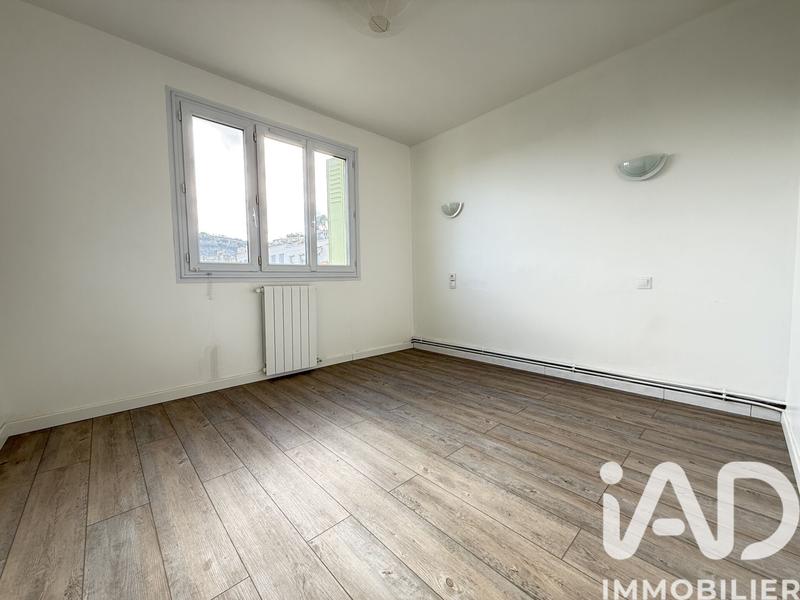 Appartement - 79 m² - 4 pièces