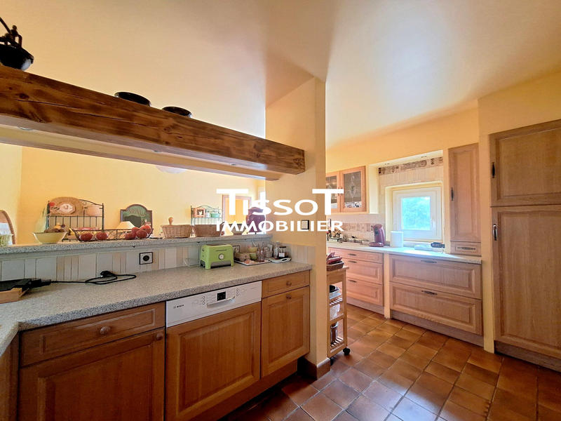 Maison ancienne - 190 m² - 4 pièces