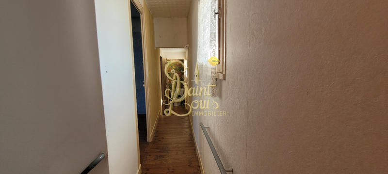 Maison - 98 m² - 4 pièces