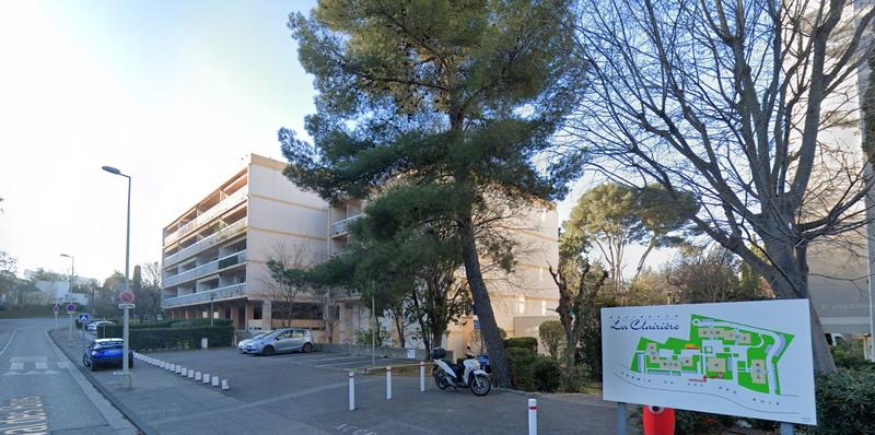 Parking / Garage - 14 m²