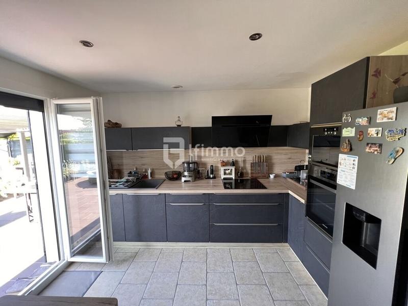 Pavillon - 133 m² - 6 pièces