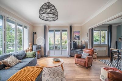 Appartement - 100 m² - 3 pièces