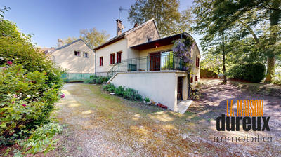 Maison ancienne - 196 m² - 7 pièces