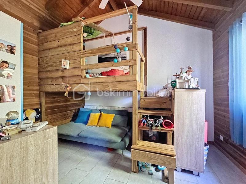 Bungalow - 109 m² - 5 pièces