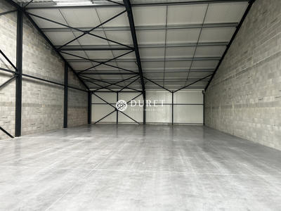 Local commercial - 630 m²