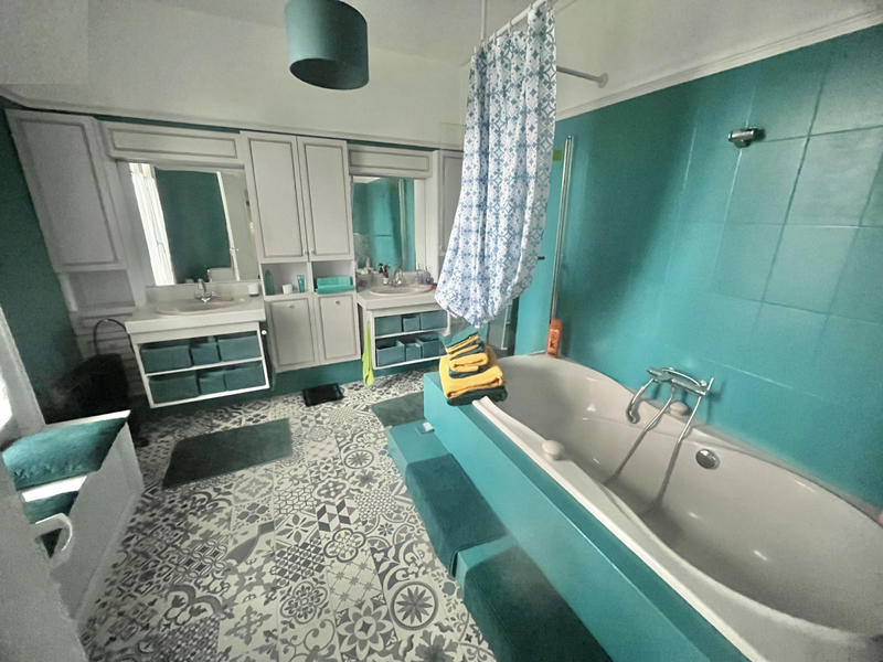 Maison - 103 m² - 5 pièces