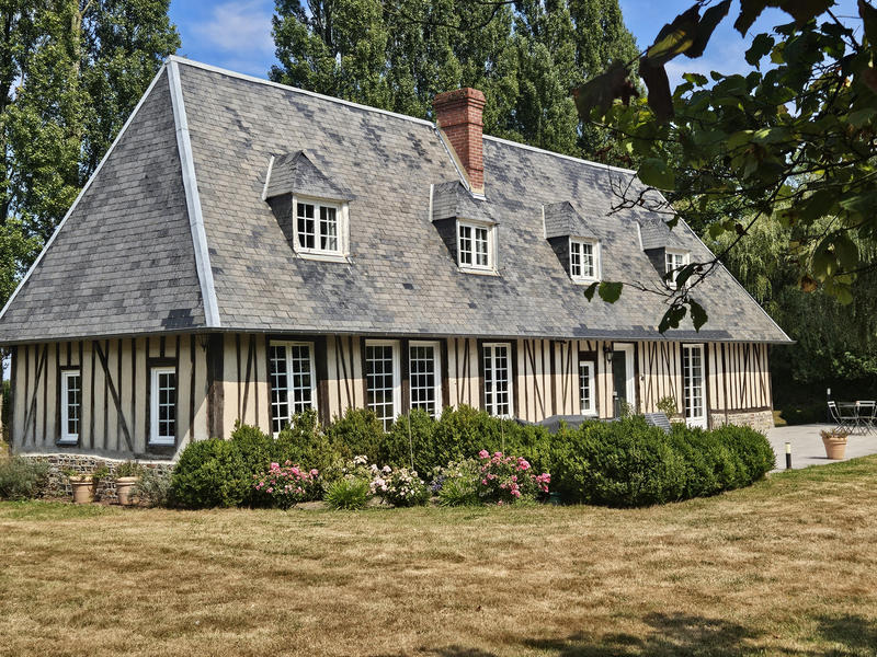 Maison - 114 m² - 6 pièces