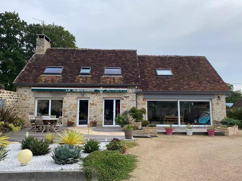 Maison - 180 m² - 6 pièces