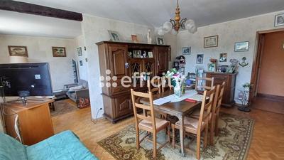 Appartement - 82 m² - 4 pièces