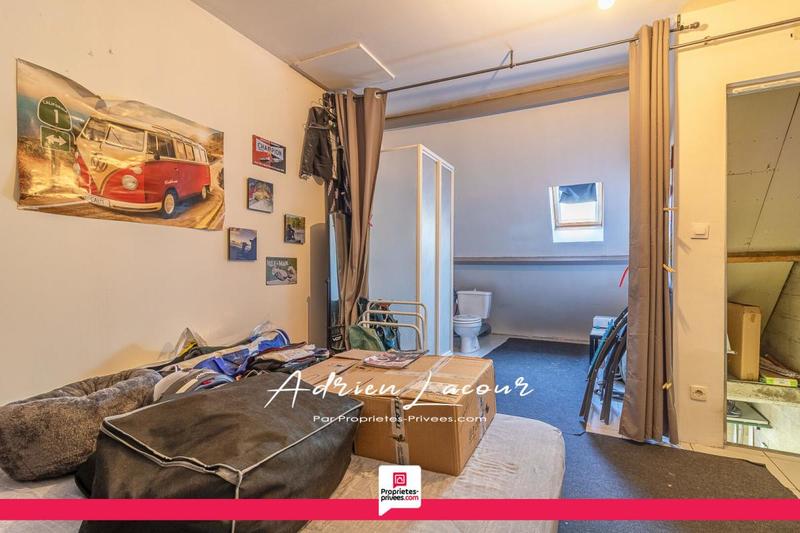 Maison - 107 m² - 7 pièces