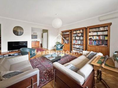 Appartement - 137 m² - 5 pièces