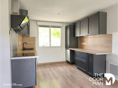 Maison - 82 m² - 4 pièces