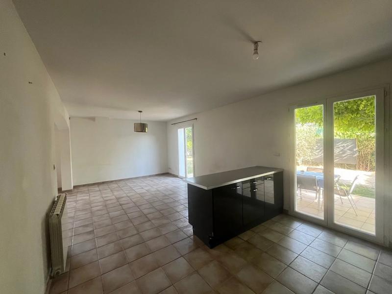 Villa - 90 m² - 4 pièces