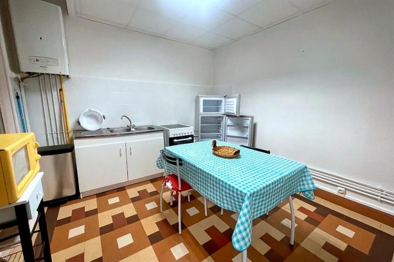 Immeuble - 231 m² - 7 pièces