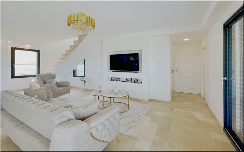 Maison - 132 m² - 4 pièces