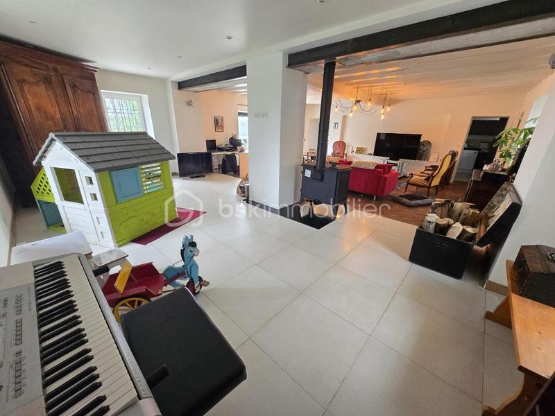 Longère - 245 m² - 9 pièces