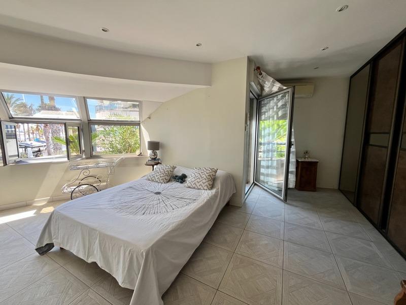 Appartement - 113 m² - 4 pièces