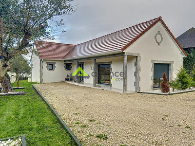 Maison - 117 m² - 4 pièces