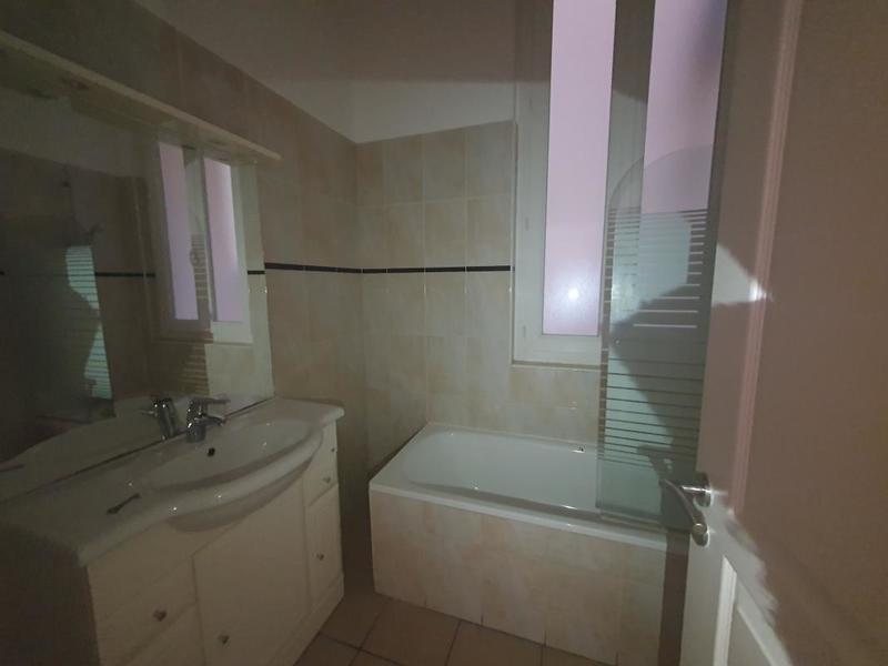Appartement - 93 m² - 4 pièces