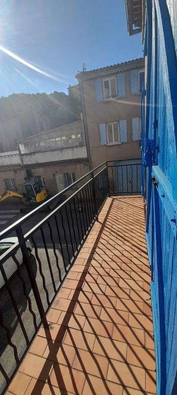 Appartement - 77 m² - 3 pièces